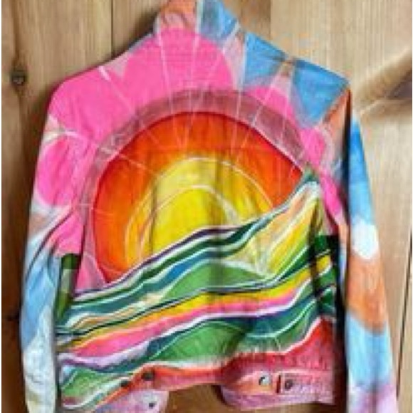 Meet your Posher, Sofia - Picture 3 of 14